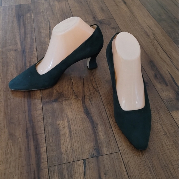 Vintage - Nine West Forest Green Heels - Picture 2 of 6